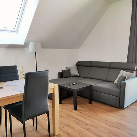 Bukova Hora, Primo U Sjezdovky Aparthotel *
